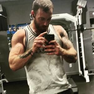 Meet your Posher, Tomy